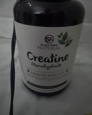 Surpresa Natural Creatin Monohydrat Dose Nahaufnahme des Etiketts